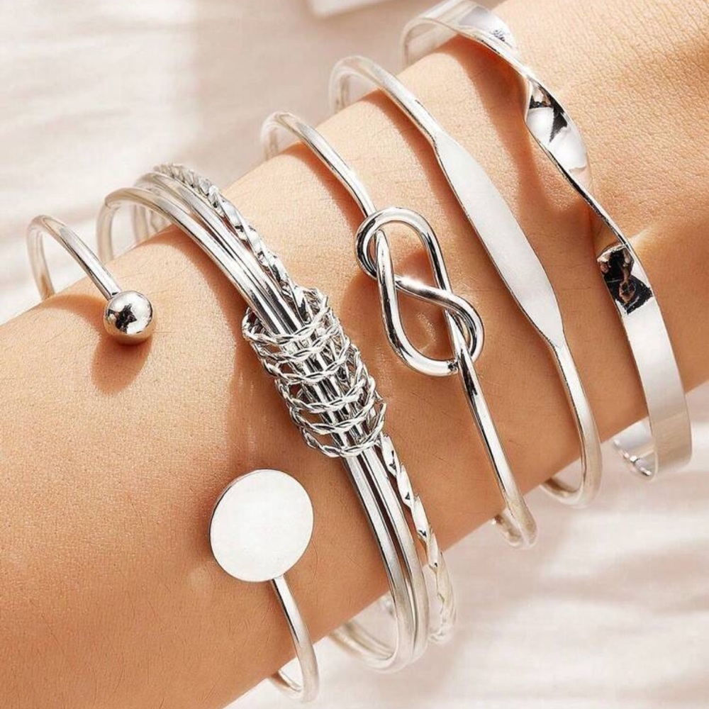 Elegant Silver gray  Bangle Set - Picture 3 of 4